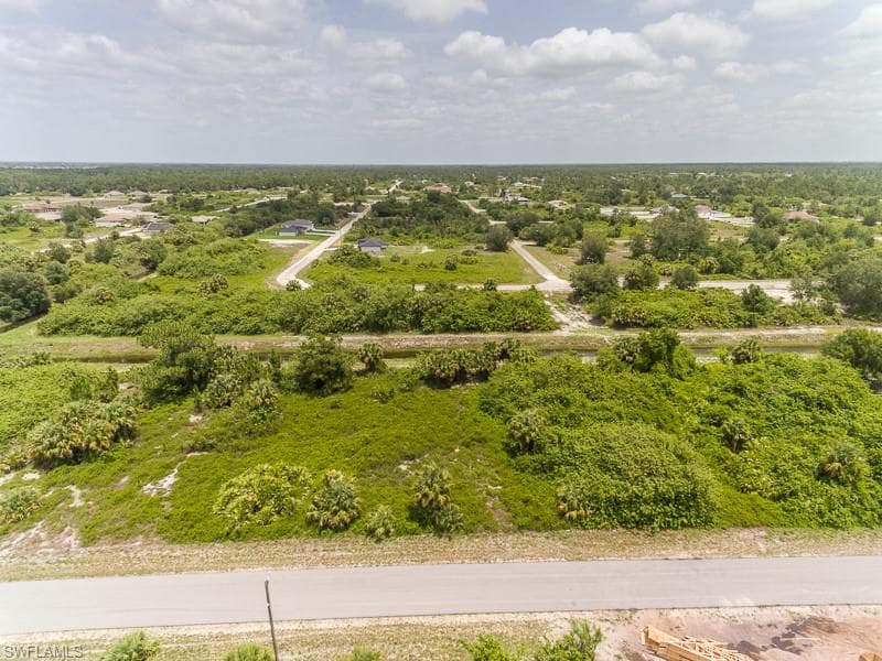 841 Frederick Reid ST E LEHIGH ACRES, FL 33974