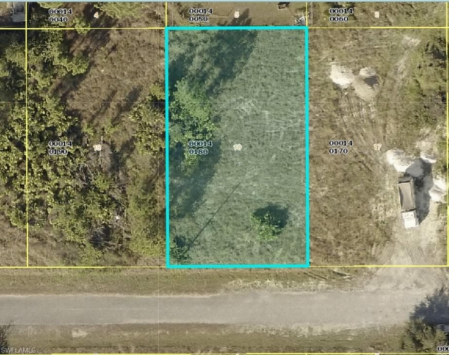 3612 6th ST SW LEHIGH ACRES, FL 33976