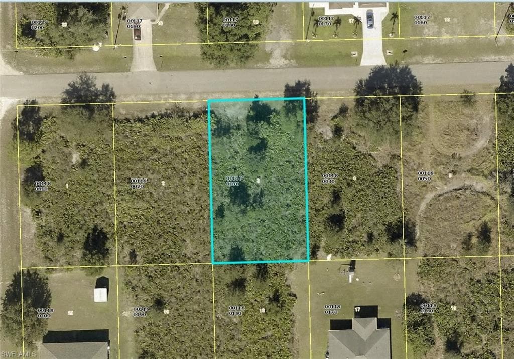 2615 62nd ST W LEHIGH ACRES, FL 33971