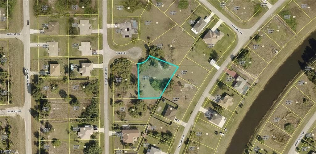 108 Perri PL LEHIGH ACRES, FL 33974