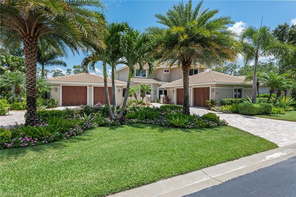 585 Eagle Creek DR NAPLES, FL 34113