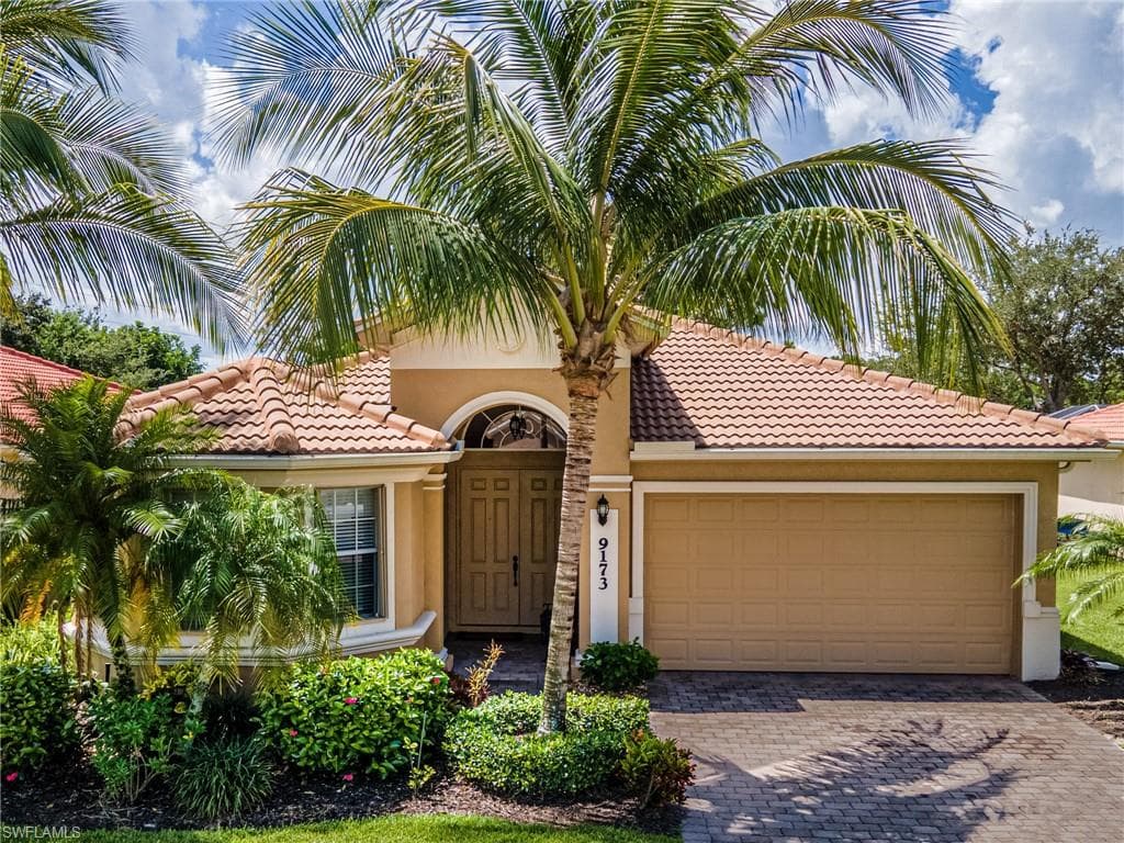 9173 Spanish Moss WAY BONITA SPRINGS, FL 34135