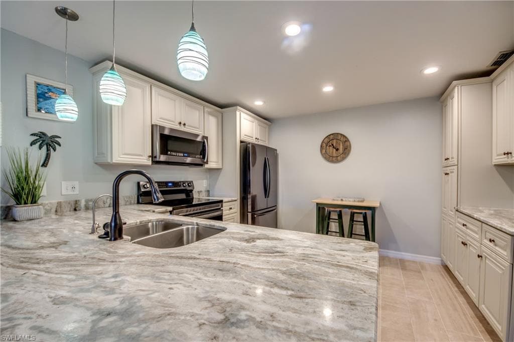 6337 Royal Woods DR FORT MYERS, FL 33908