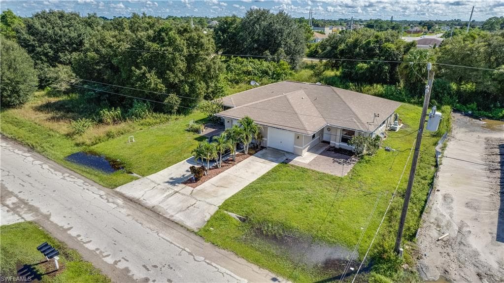 721-723 Gordon AVE S LEHIGH ACRES, FL 33973