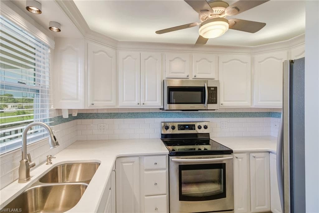 1000 Manatee RD A205 NAPLES, FL 34114
