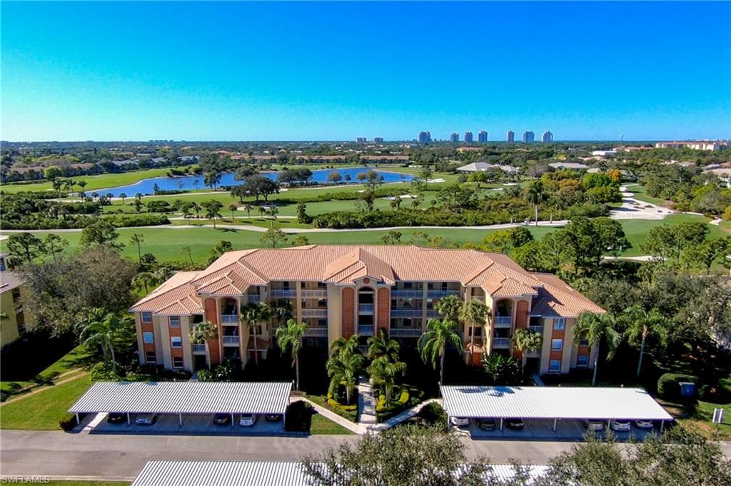 9400 Highland Woods BLVD 5404 BONITA SPRINGS, FL 34135