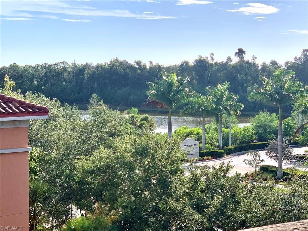 8000 SARDINIA WAY 302 ESTERO, FL 33928