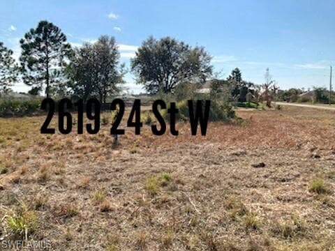 2619 24th ST W LEHIGH ACRES, FL 33971