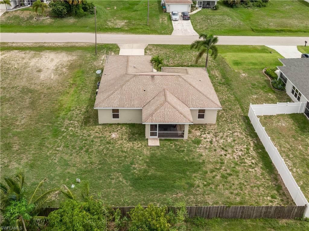 1512 NE 34th ST CAPE CORAL, FL 33909
