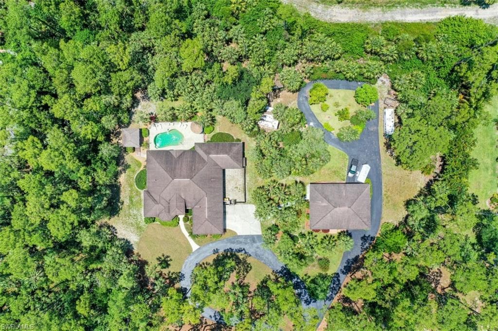 4075 1st AVE SW NAPLES, FL 34119