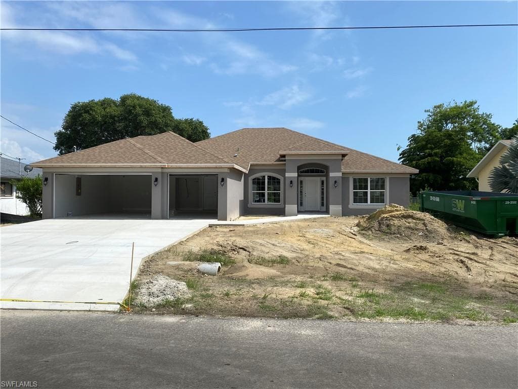 612 SE 31st LN CAPE CORAL, FL 33904