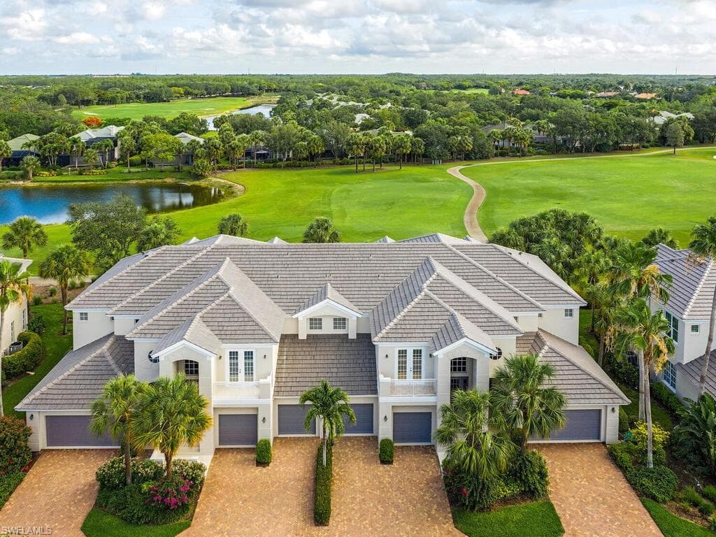 9520 Cypress Hammock CIR 102 ESTERO, FL 34135