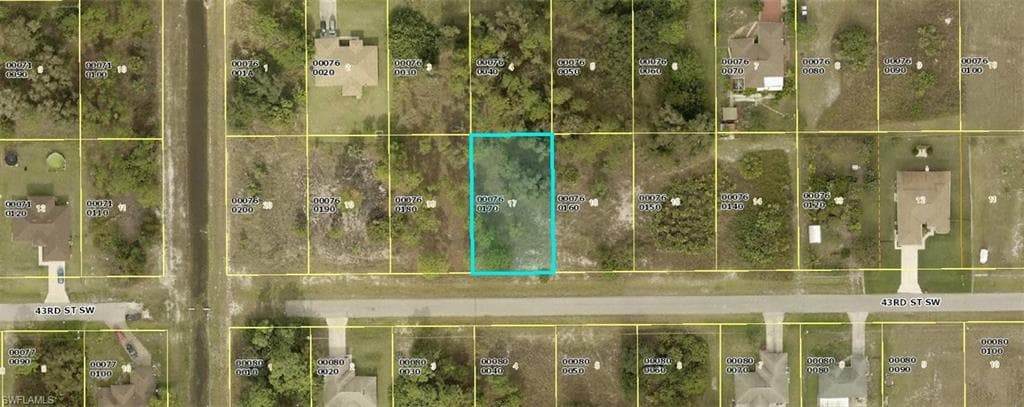 2712 43rd ST SW LEHIGH ACRES, FL 33976
