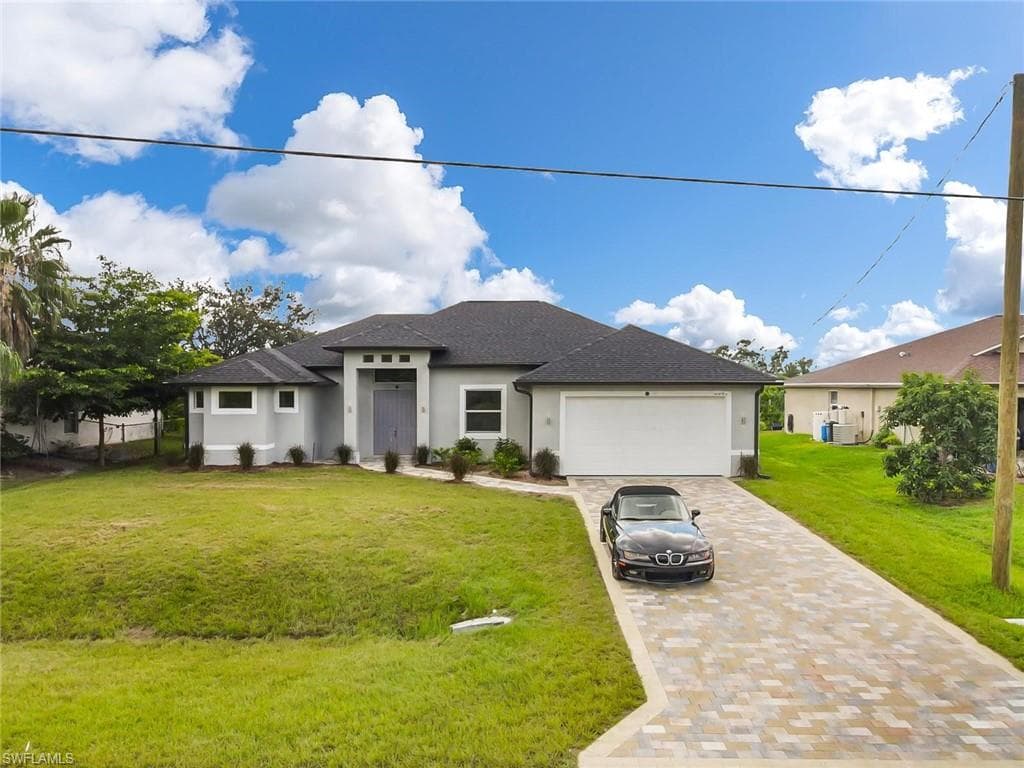 20334 Idlewood RD NORTH FORT MYERS, FL 33917