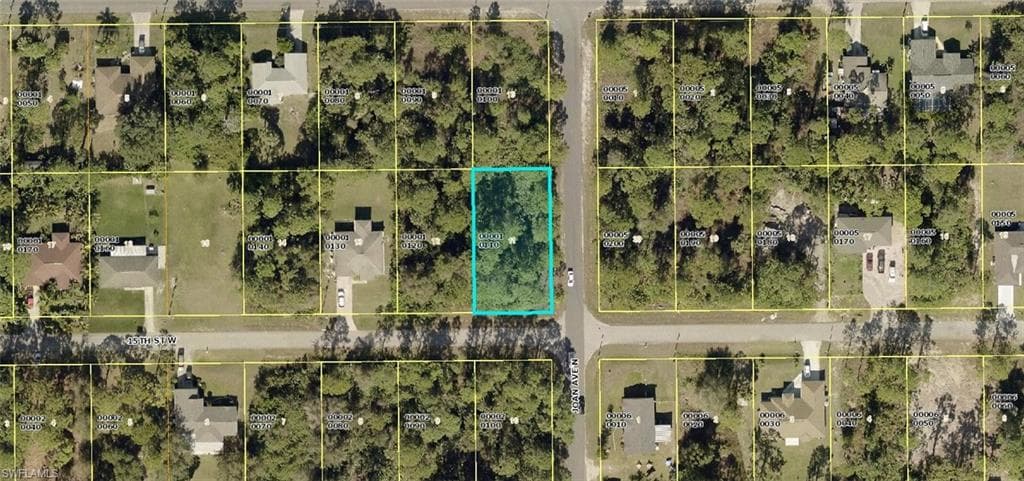 3000 15th ST W LEHIGH ACRES, FL 33971