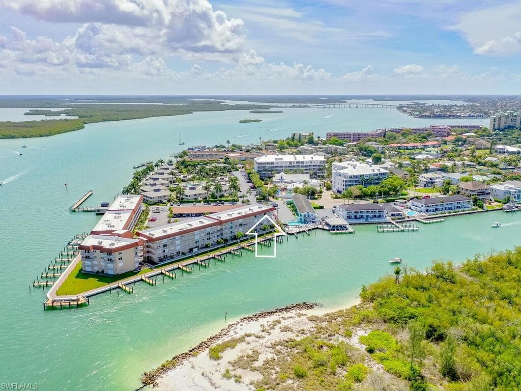 1208 Edington PL E404 MARCO ISLAND, FL 34145