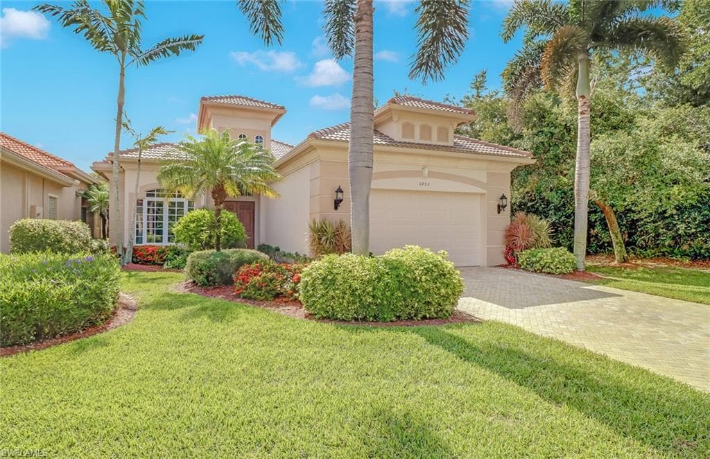 5953 HAMMOCK ISLES CIR NAPLES, FL 34119