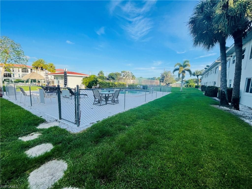 3250 10th ST N B6 NAPLES, FL 34103