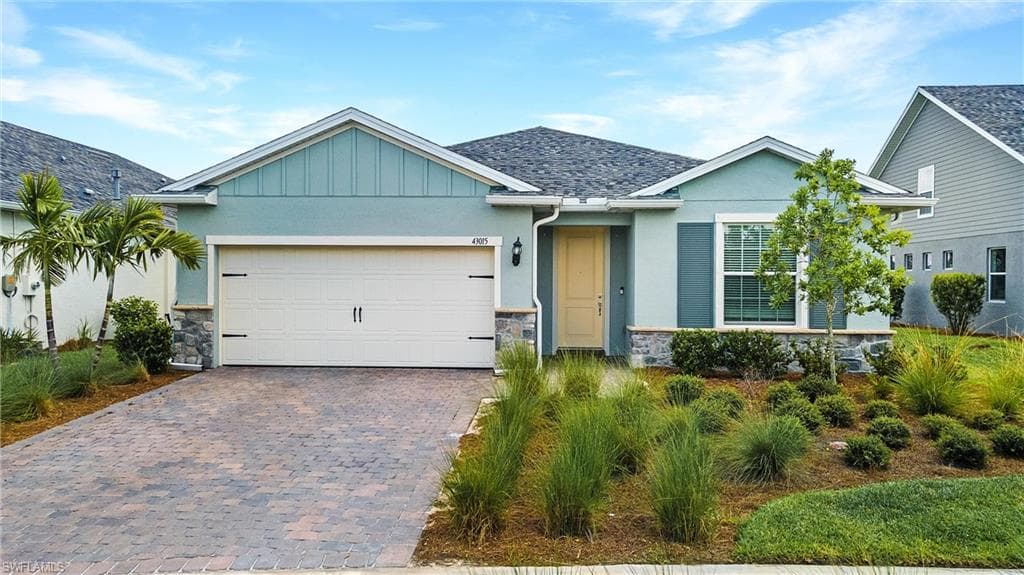 43015 Parkside CT Babcock Ranch, FL 33982