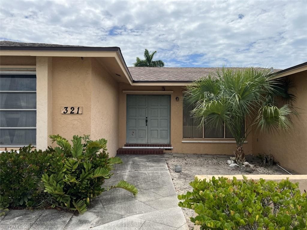 321 Columbus WAY MARCO ISLAND, FL 34145