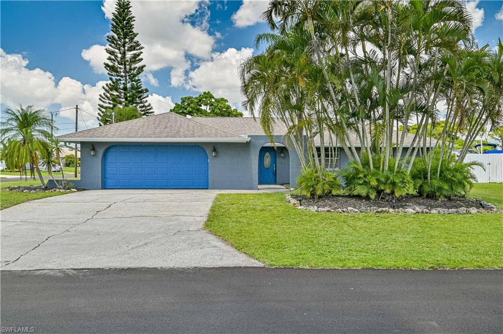 1319 SE 19th LN CAPE CORAL, FL 33990