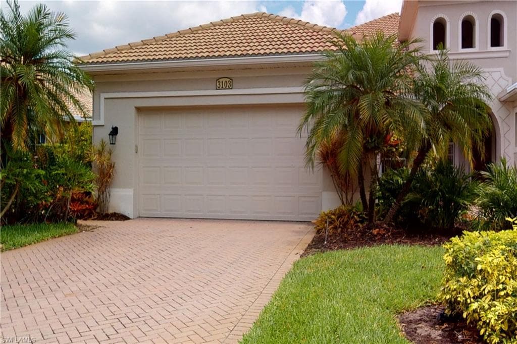 3103 Santorini CT NAPLES, FL 34119