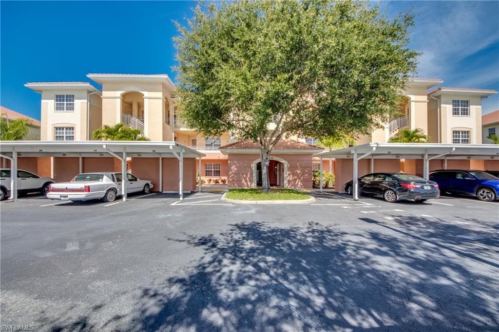 1137 Van Loon Commons CIR 303 CAPE CORAL, FL 33909