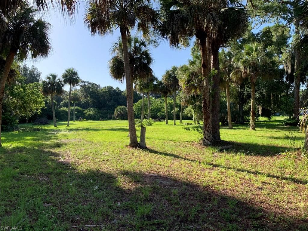 7837 Grady DR NORTH FORT MYERS, FL 33917