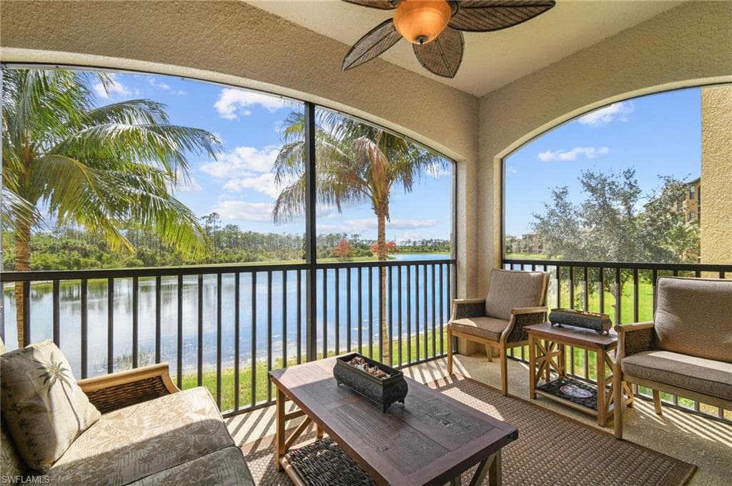 9719 Acqua CT 226 NAPLES, FL 34113