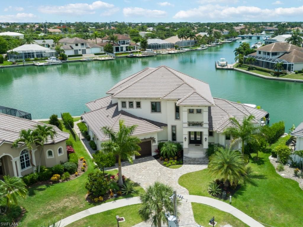 490 Driftwood CT MARCO ISLAND, FL 34145