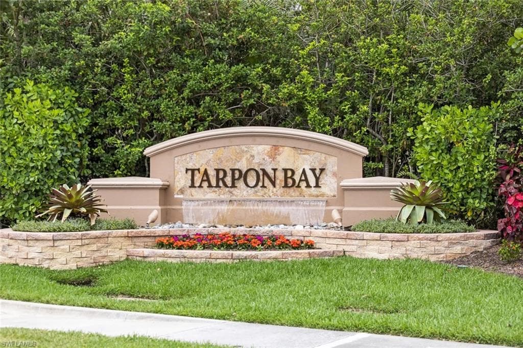 1795 Tarpon Bay DR S 66 NAPLES, FL 34119