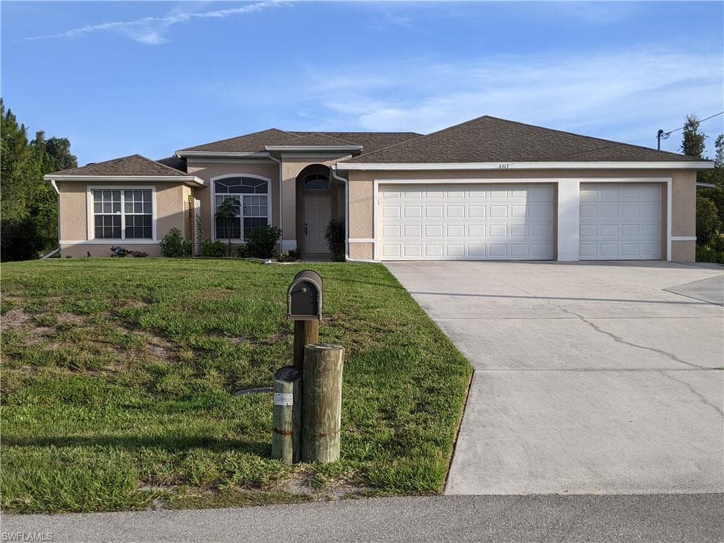 3313 58th ST W LEHIGH ACRES, FL 33971