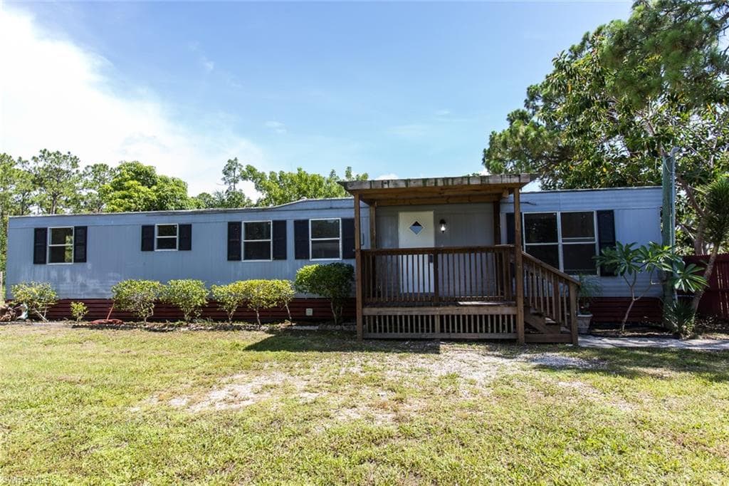 11176 GRAPEFRUIT LN PUNTA GORDA, FL 33955