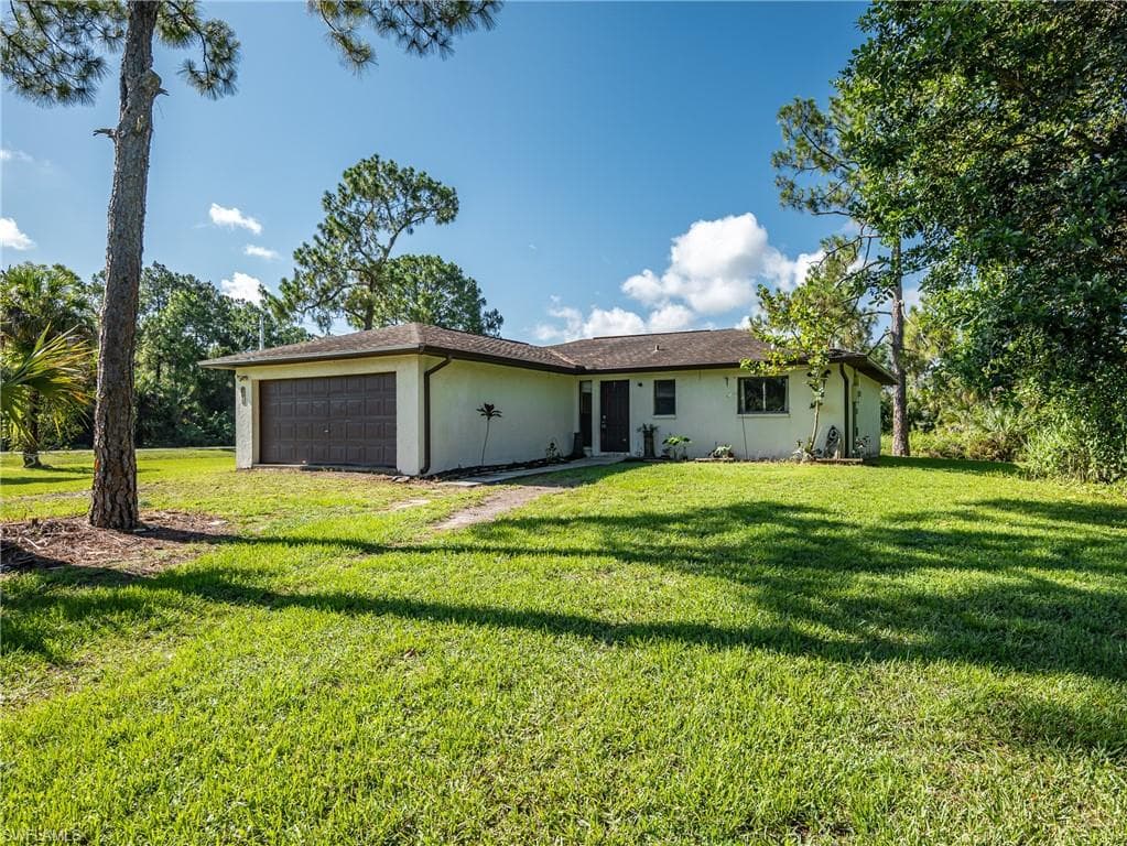861 2nd ST SE NAPLES, FL 34117