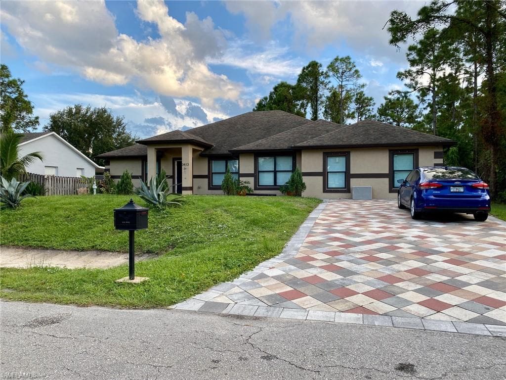 3413 2nd ST SW LEHIGH ACRES, FL 33976