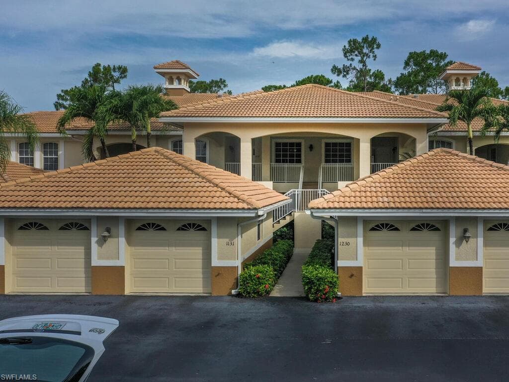 8175 Celeste DR 1230 NAPLES, FL 34113