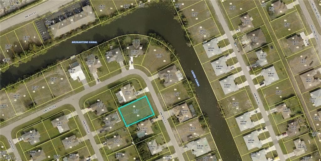 504 SW 8th CT CAPE CORAL, FL 33991
