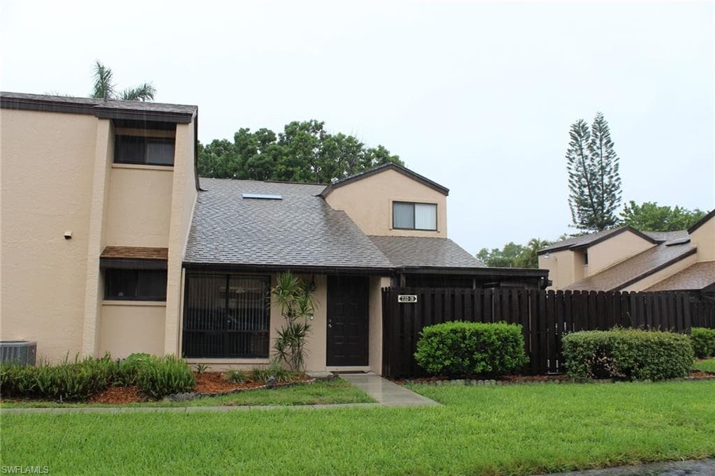 7133 Penner LN 38 FORT MYERS, FL 33907