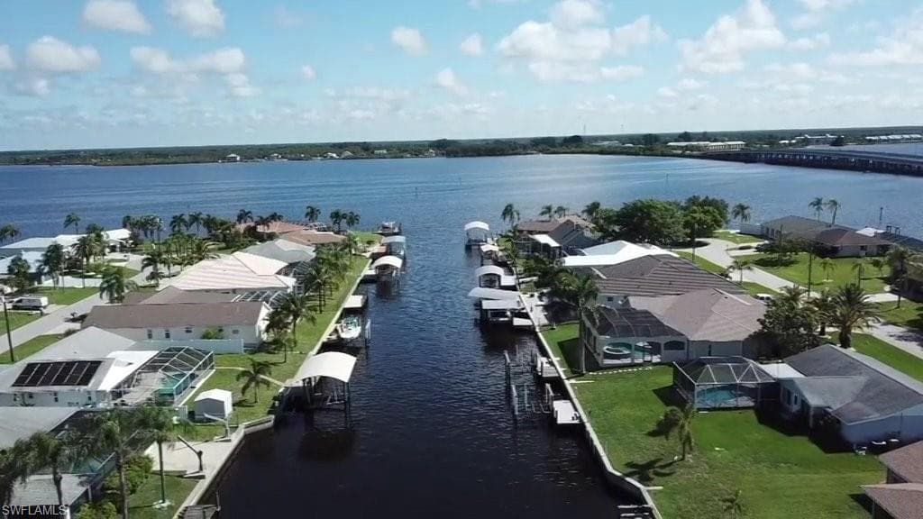 5231 Conner TER PORT CHARLOTTE, FL 33981