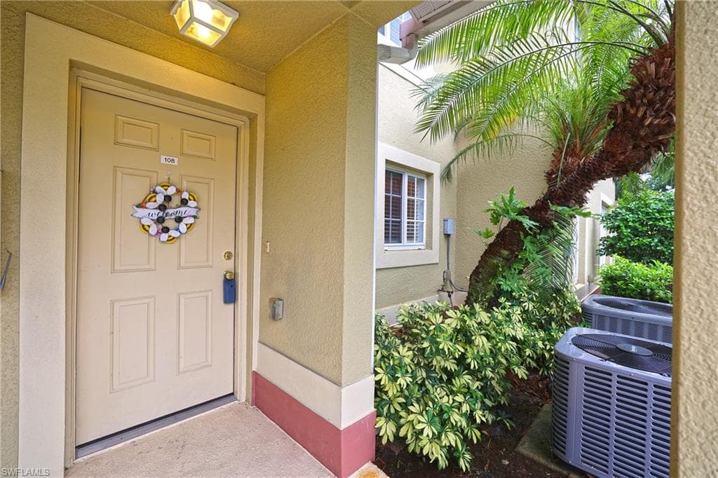 9400 Ivy Brook RUN 108 FORT MYERS, FL 33913