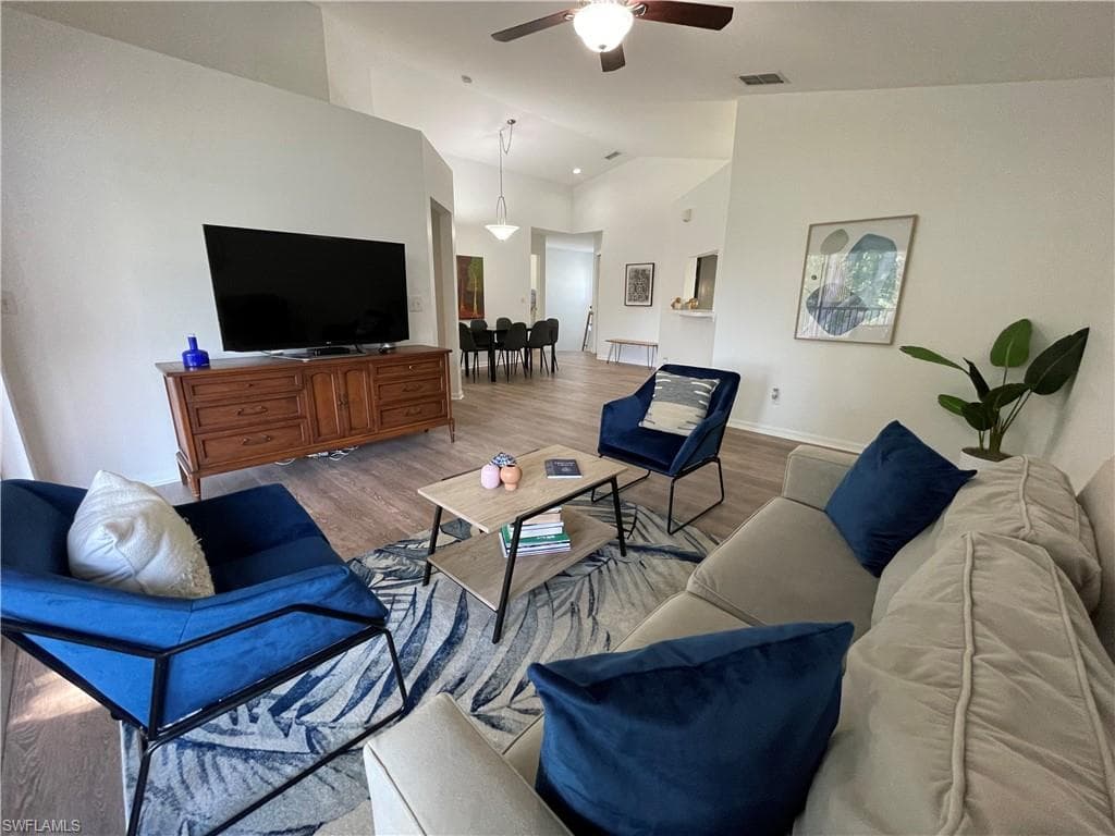 3740 Fieldstone BLVD 104 NAPLES, FL 34109