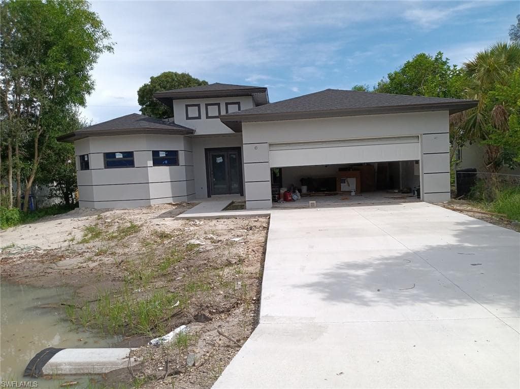 320 Louise AVE FORT MYERS, FL 33916