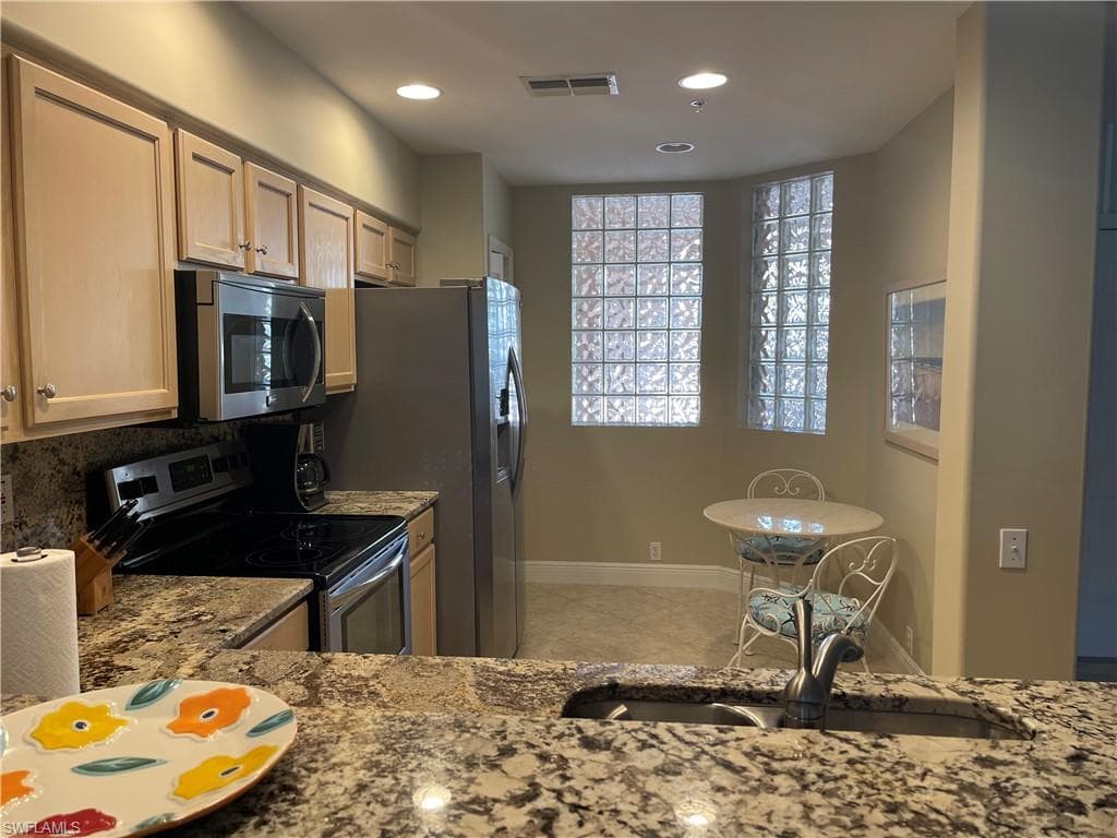 16400 Millstone CIR 205 FORT MYERS, FL 33908