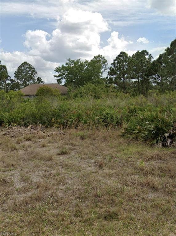 2805 42nd ST W LEHIGH ACRES, FL 33971