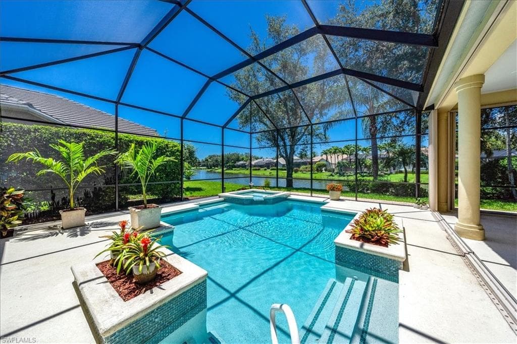 521 Wedgewood WAY NAPLES, FL 34119
