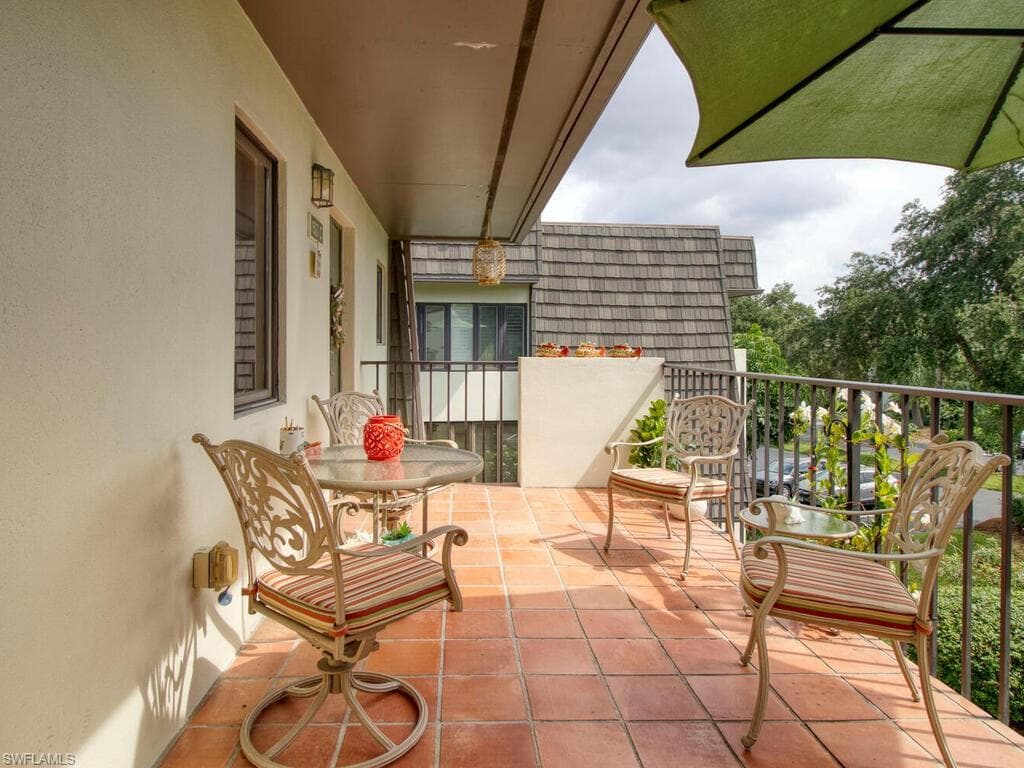 1633 Spoonbill LN 1633 NAPLES, FL 34105