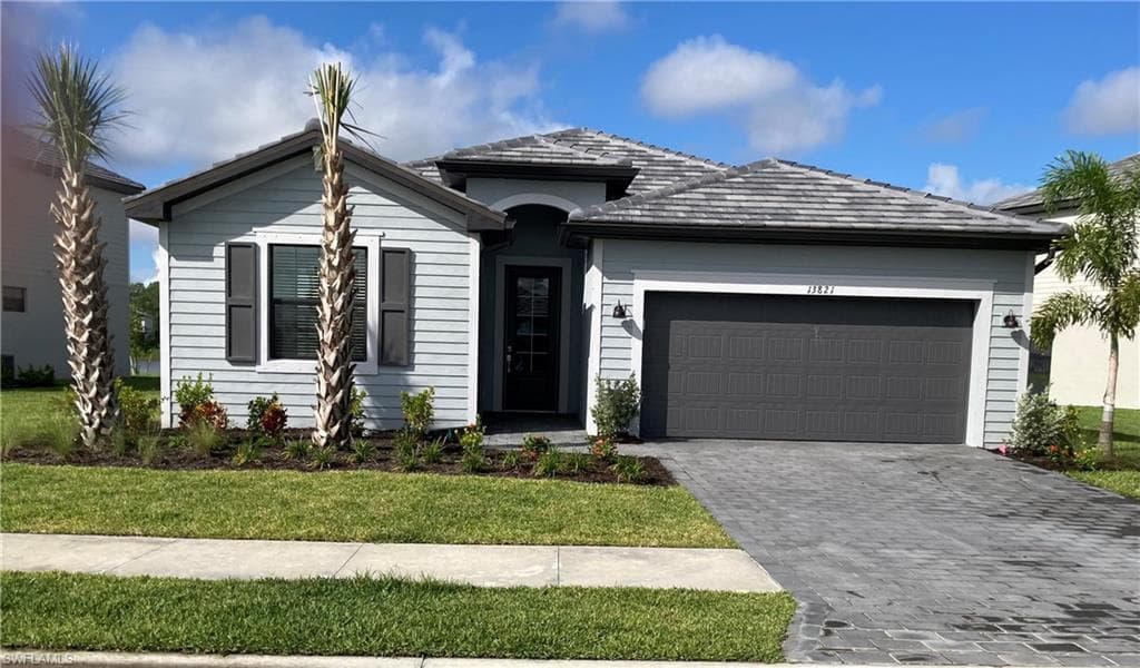 13821 Pine Lodge LN FORT MYERS, FL 33913