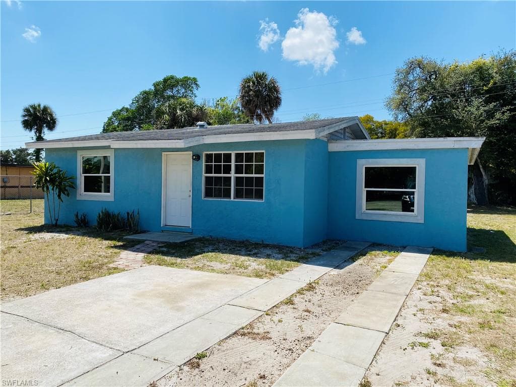 1604 Pawnee ST FORT MYERS, FL 33916