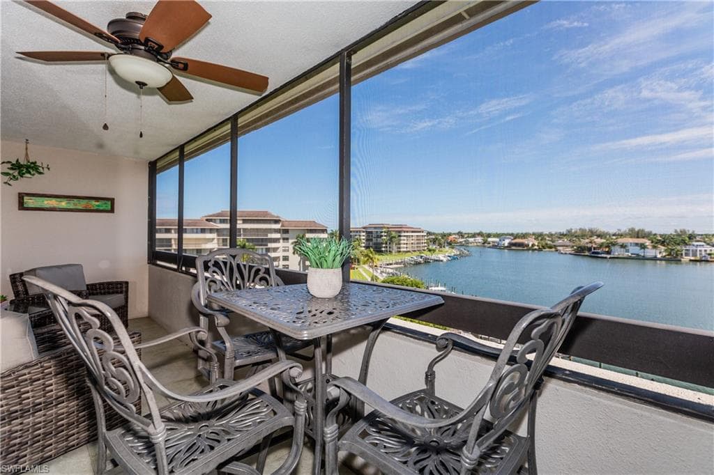 651 Seaview CT B-606 MARCO ISLAND, FL 34145