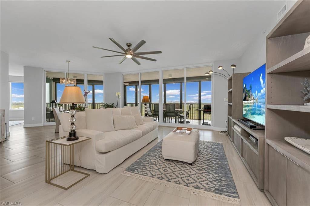 445 Cove Tower DR 902 NAPLES, FL 34110